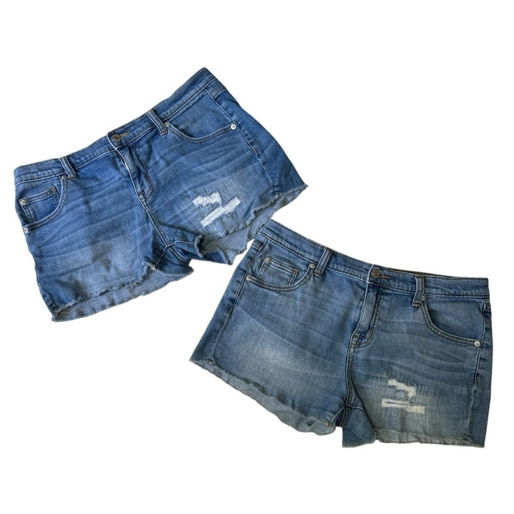 Mossimo Denim 2 Pair Boyfriend Shorts Stretch Whiskered Raw Hem Size 10/30